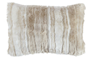 Amoret Signature Design by Ashley Pillow Set of 4