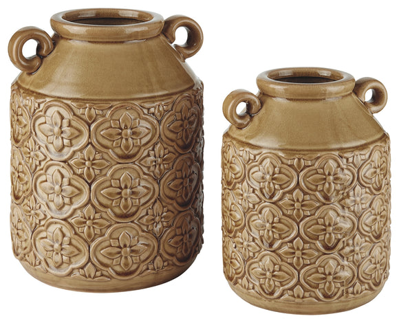 Edaline Signature Design by Ashley Vase