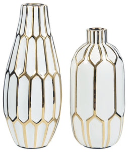 Mohsen Signature Design by Ashley Vase