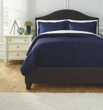 Raleda Signature Design by Ashley Coverlet Set Queen