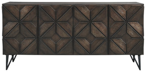 Chasinfield Signature Design by Ashley TV Stand